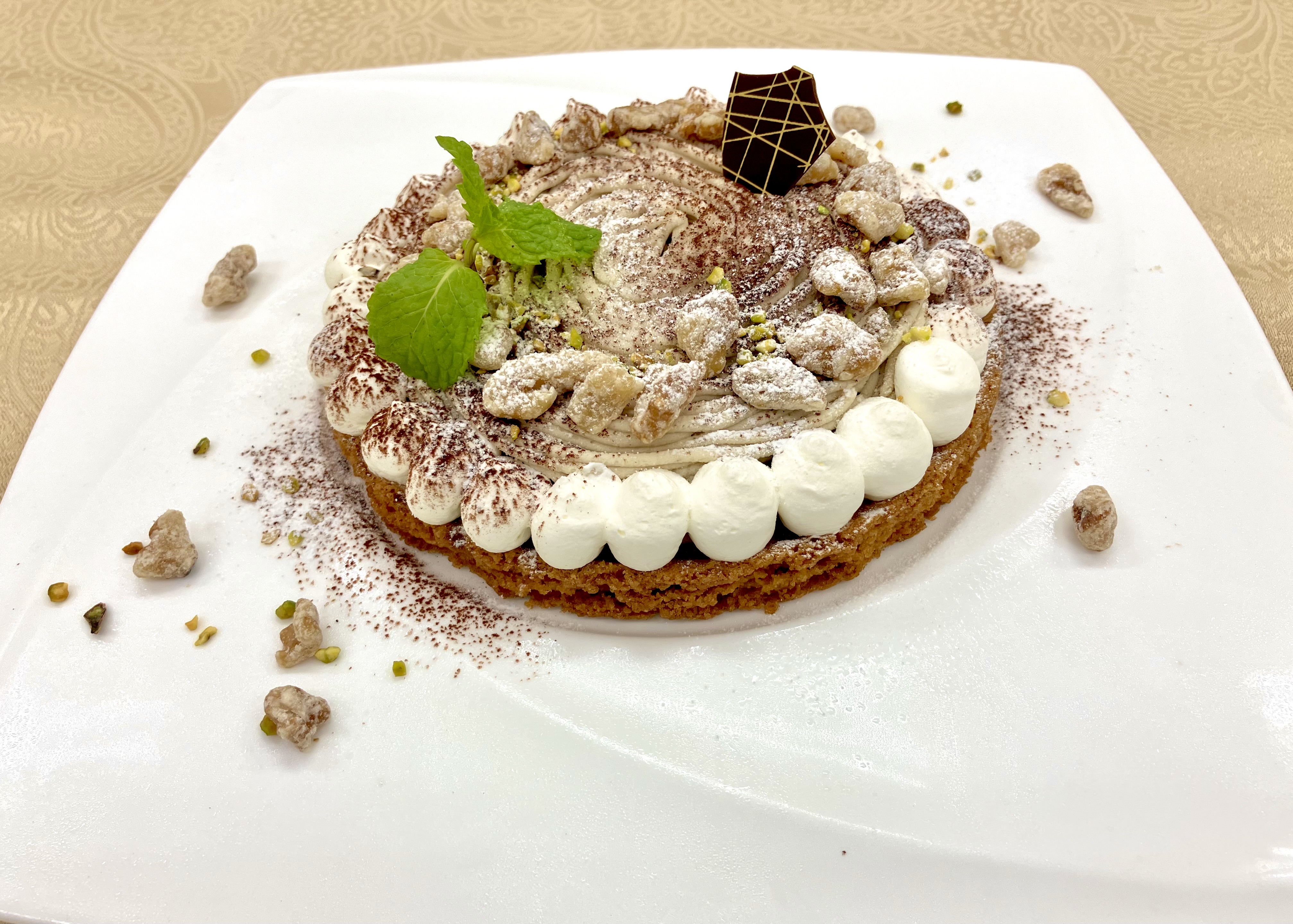 【ディナーバイキング】12月のケーキをご紹介♪