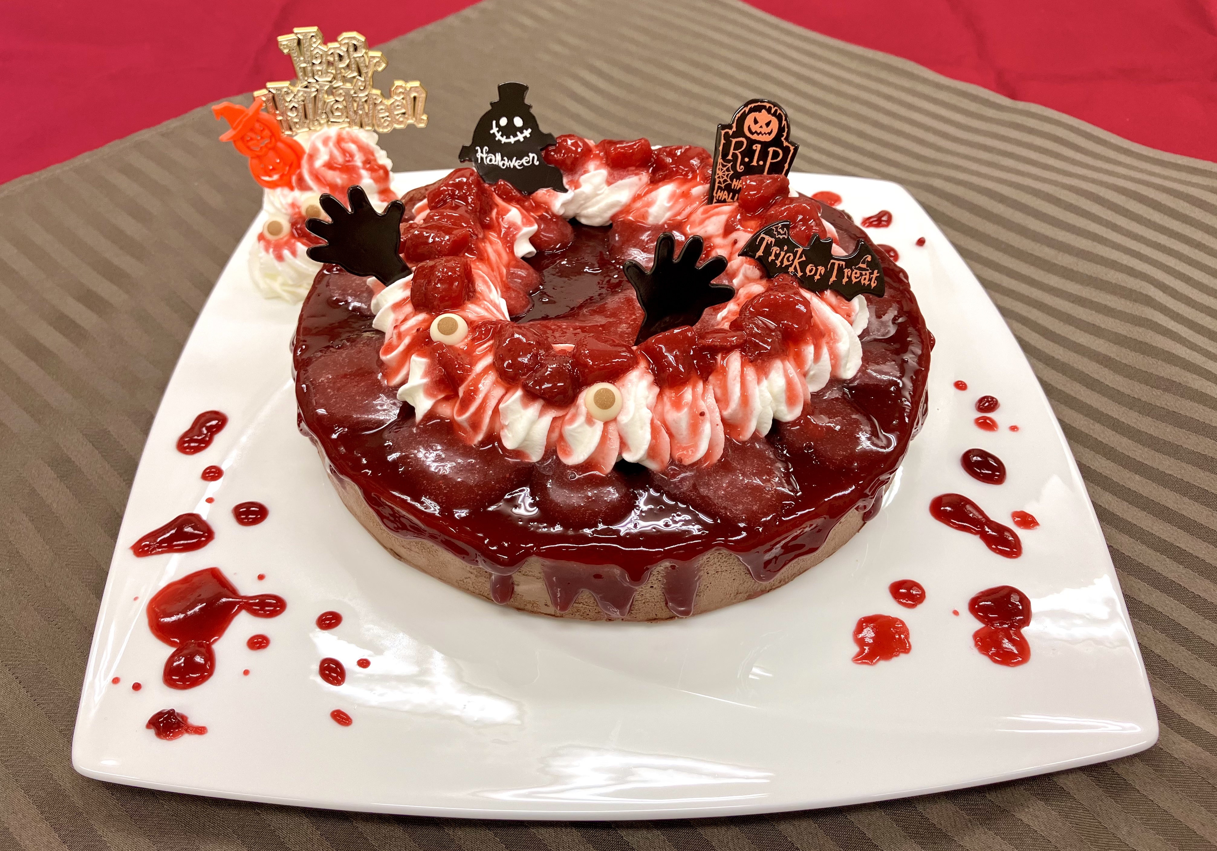 【 ディナーバイキング 】ハロウィンケーキ！